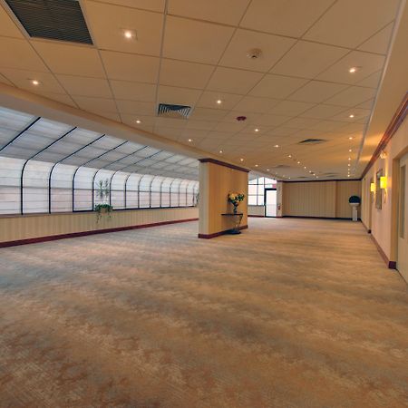 Holiday Inn Plainview-Long Island By Ihg Extérieur photo