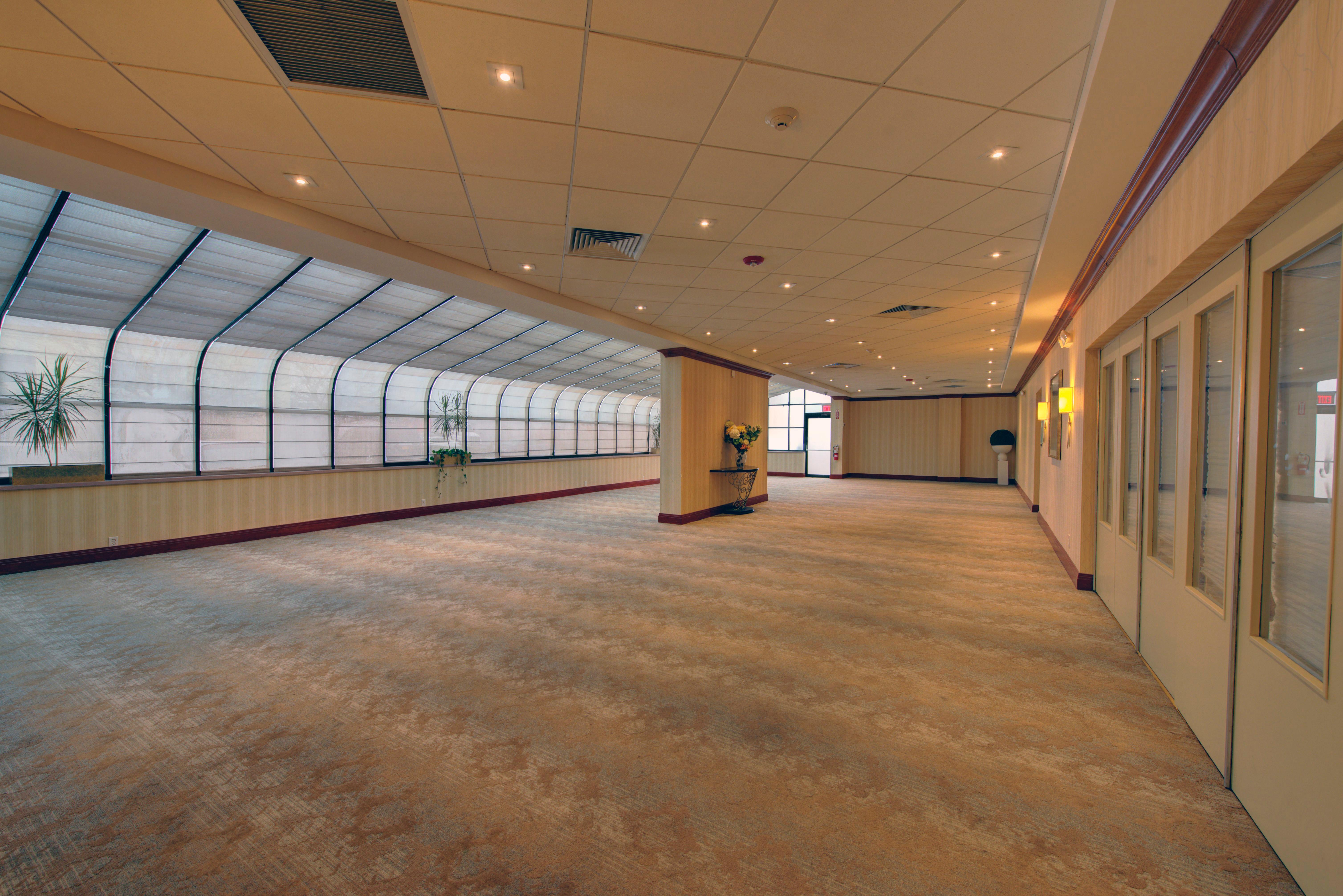Holiday Inn Plainview-Long Island By Ihg Extérieur photo