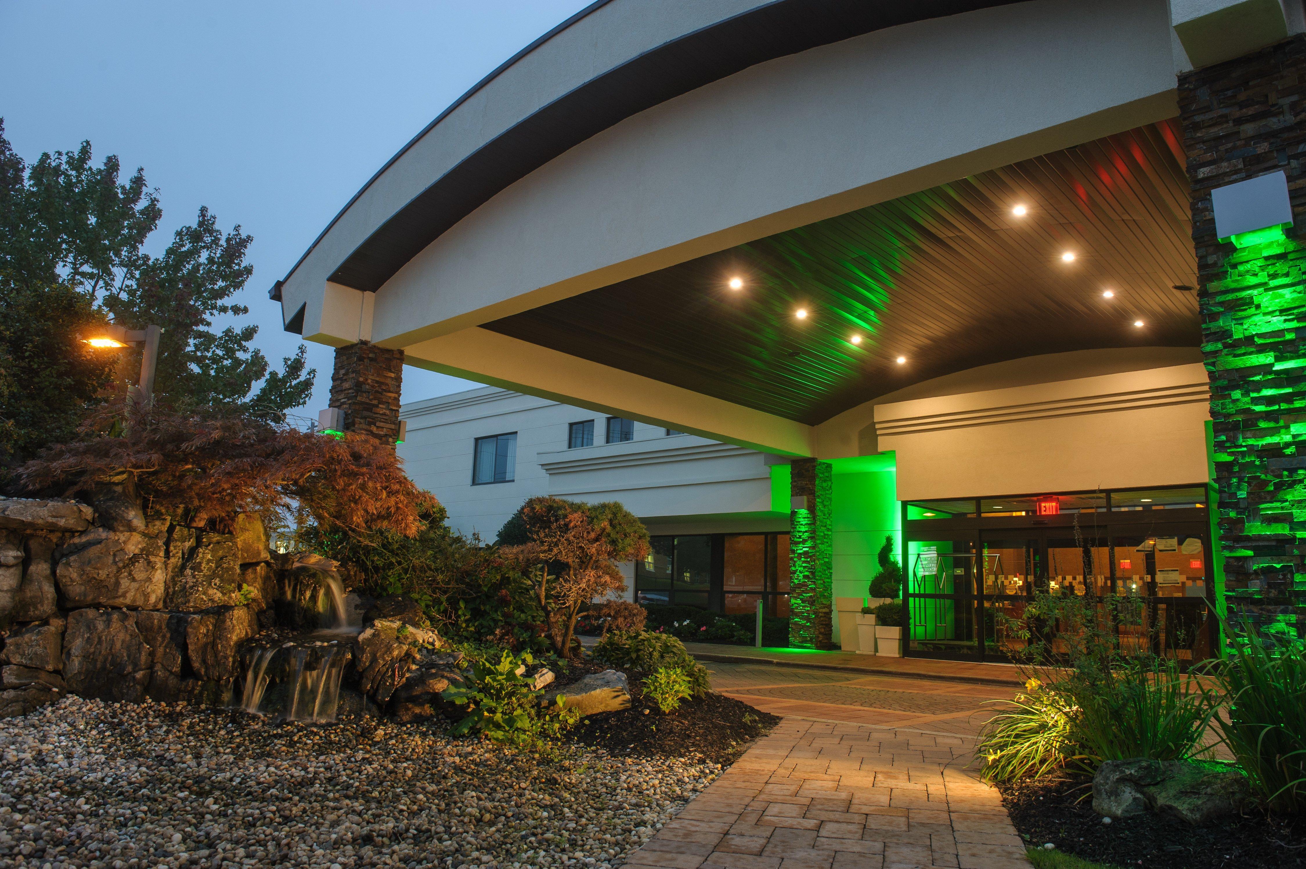 Holiday Inn Plainview-Long Island By Ihg Extérieur photo