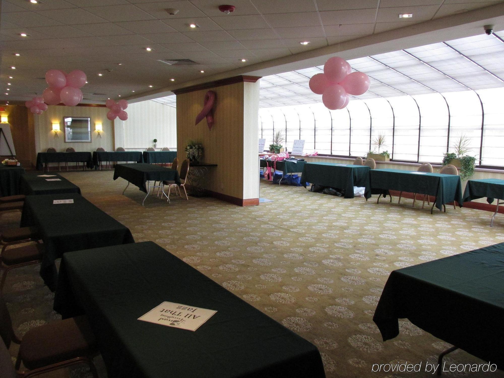 Holiday Inn Plainview-Long Island By Ihg Extérieur photo